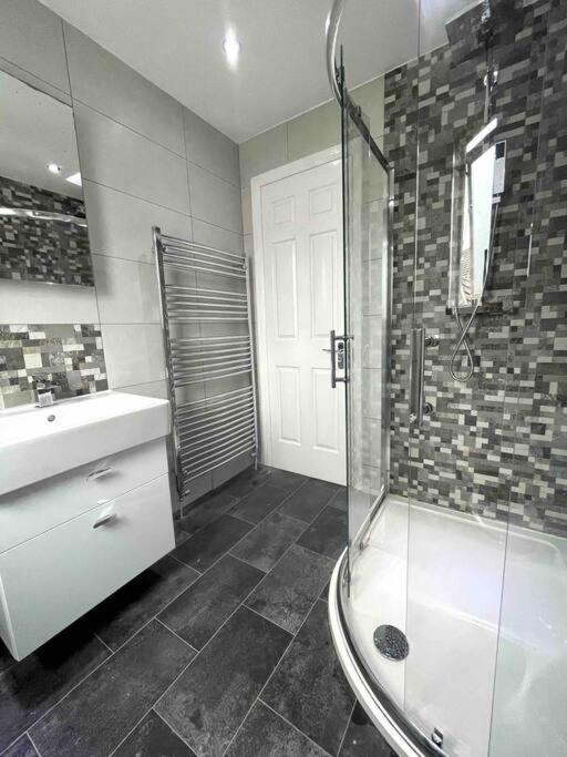 ברמינגהאם Home In Solihull - Near Nec, Bhx & Solihull Town Centre מראה חיצוני תמונה